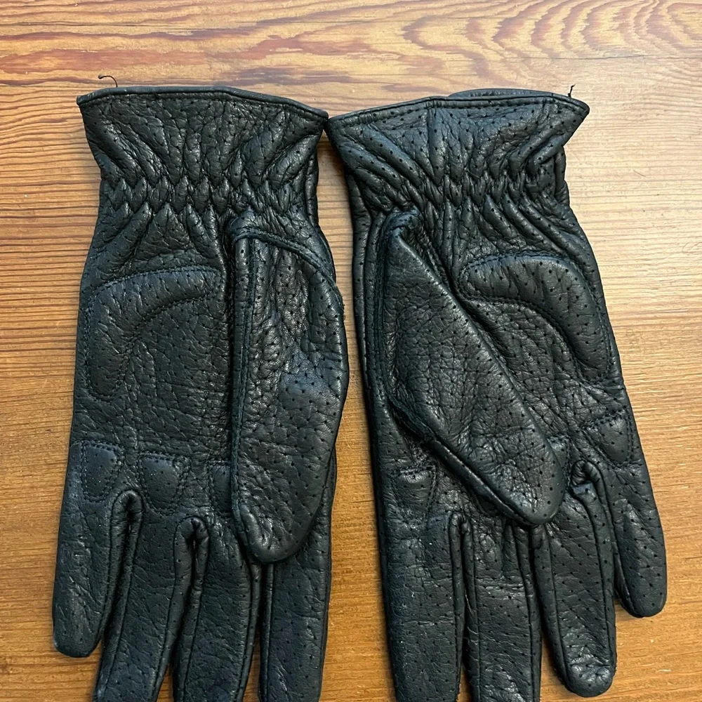 Harley-Davidson Black Textured Riding Gloves - Picture 2 of 6